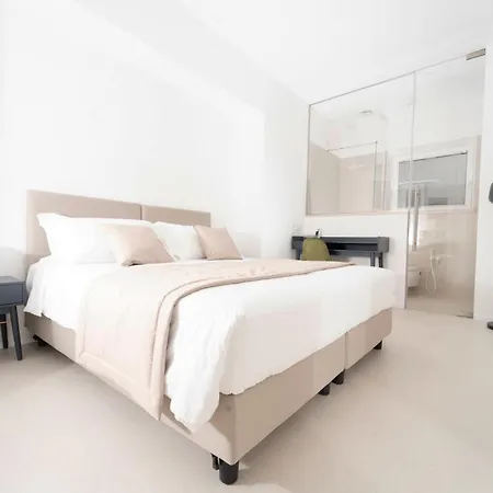 La Prora Guest house *