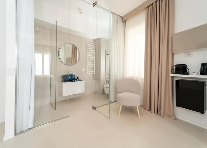 Sopramonte 7 4* 카프리