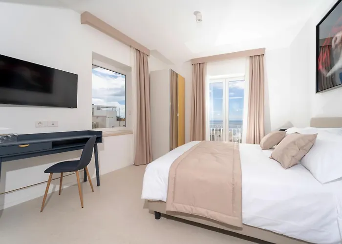 Pensión Sopramonte 7 4*