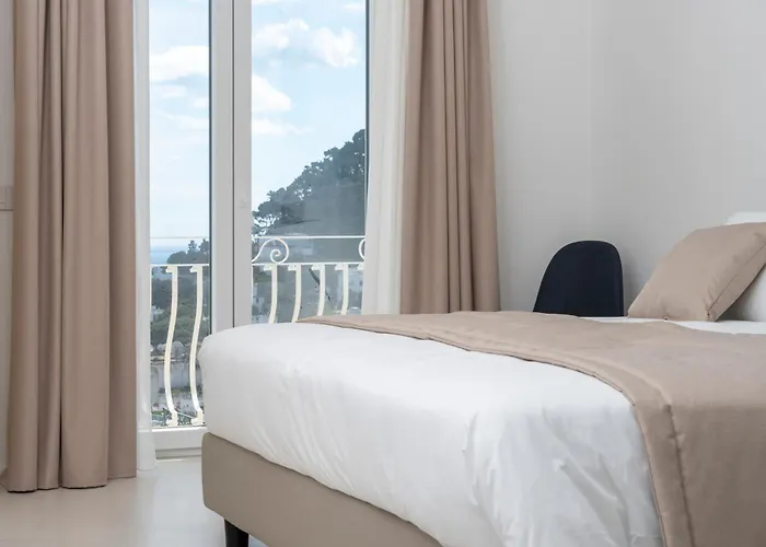 Sopramonte 7 4* Capri